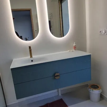 Renovated T2, Pkg, Walking Beaches, Palm Cannes